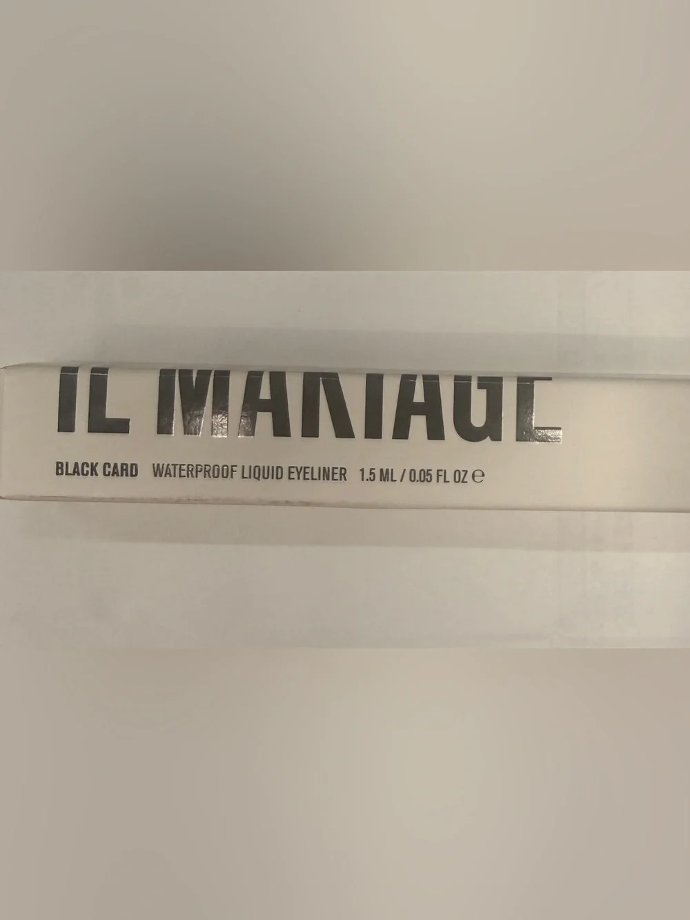 IL MAKIAGE Black card waterproof liquid eyeliner- Ultra Black